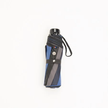 Mini-Regenschirm blau, zusammengeklappt