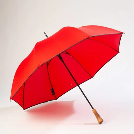 Automatischer Regenschirm, rot, von vorne geöffnet