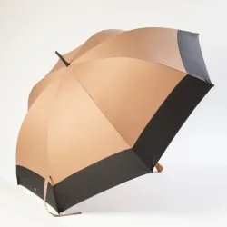 Brown golf umbrella, side opening